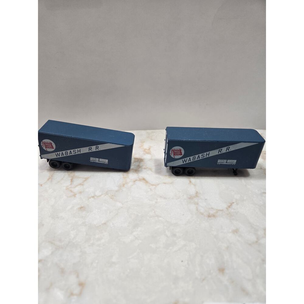 2 Vintage Wabash R.R. Semi Trailers Athearn Piggyback HO Scale Toy Train
